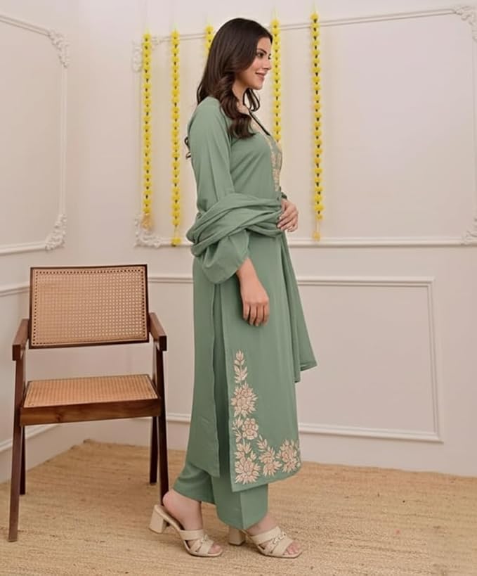 Pure Cotton Embroidered Kurta Set for Women - Image 4